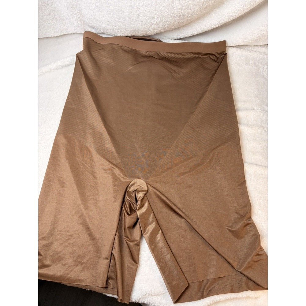 SPANX OnCore High-Waisted Mid-Thigh Short Shapewear 3X / 3T – Chestnut Brown EUC